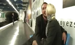 Alicia yange er tom  ...